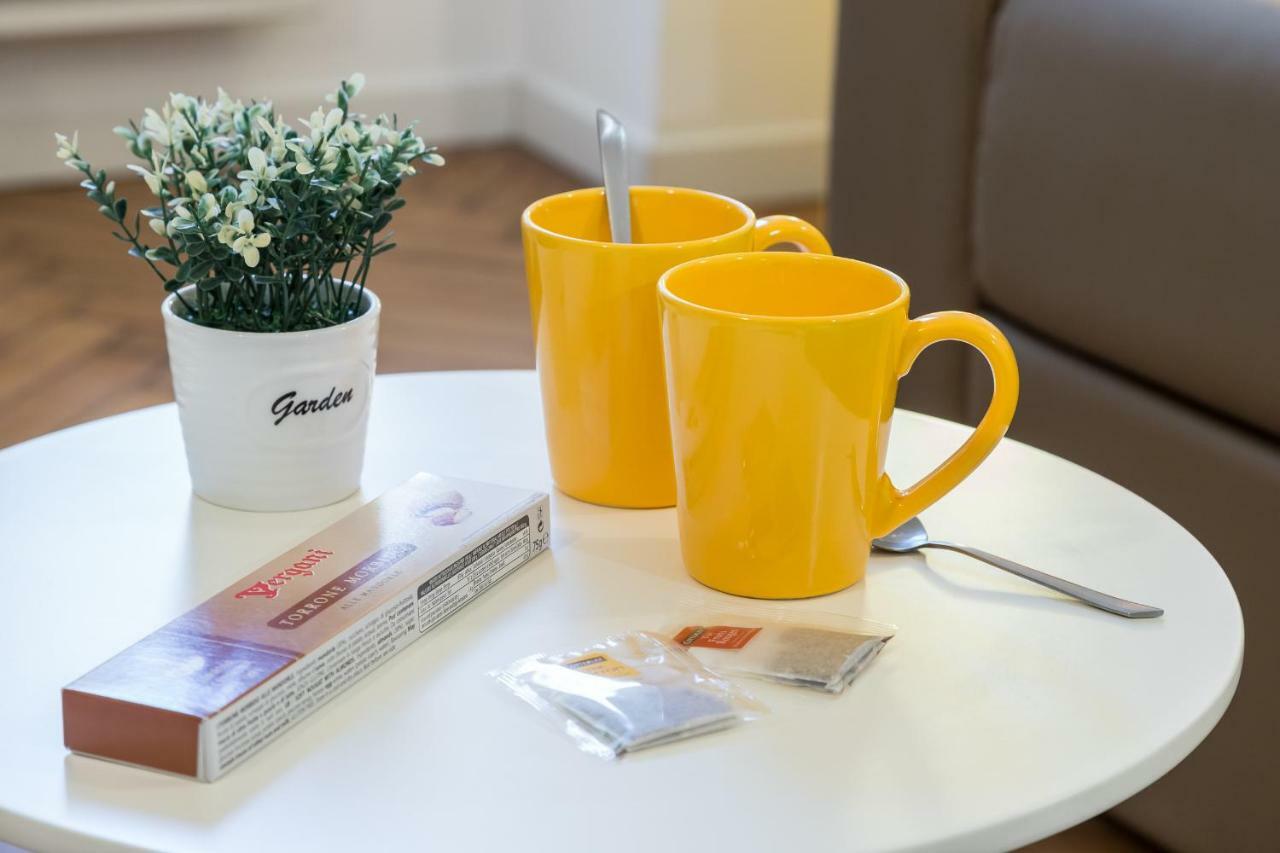 Cosy Malte Apartment ม็องตง ภายนอก รูปภาพ