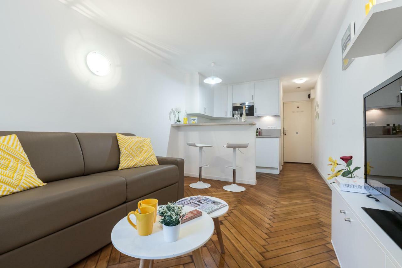 Cosy Malte Apartment ม็องตง ภายนอก รูปภาพ